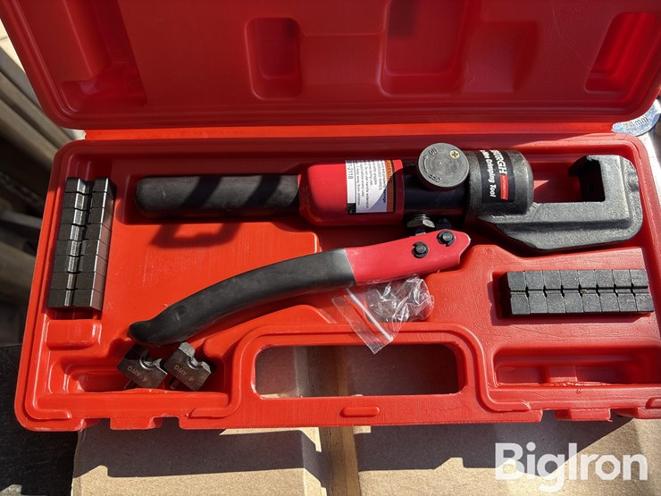 skid-of-shop-tools-image-18