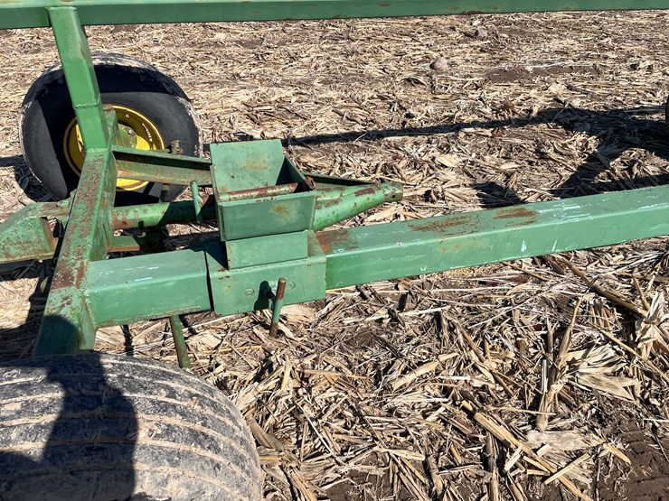 #7409-•-john-deere-running-gear-head-cart-(bloomer,-wi)-image-11