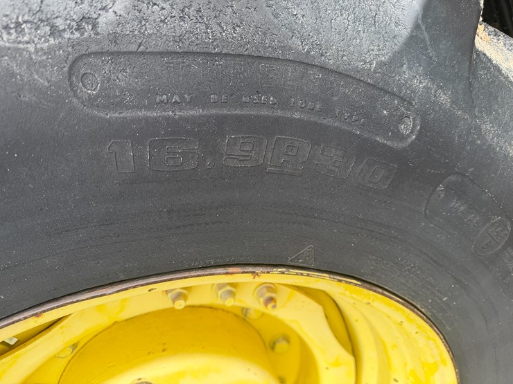 2001-john-deere-8310-image-7