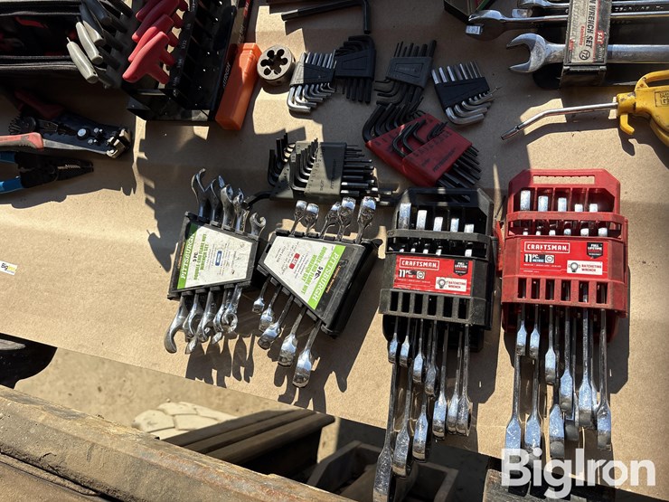 skid-of-shop-tools-image-10