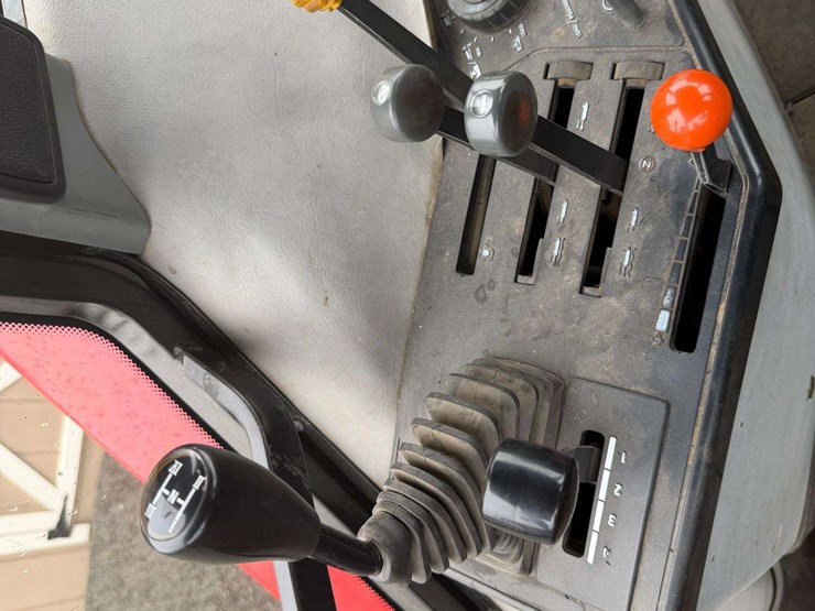 1996-case-ih-5240-image-54