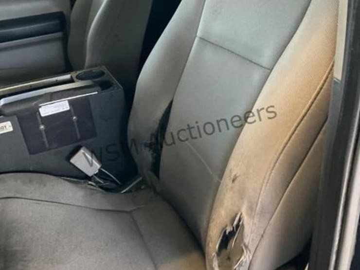 2020-ford-f150-image-22