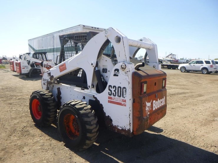 2005-bobcat-s300-image-4