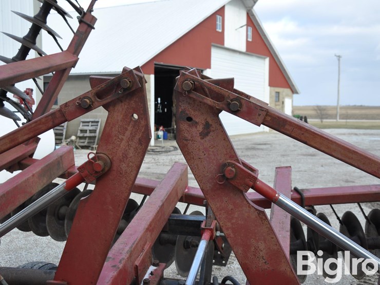 international-490-image-15