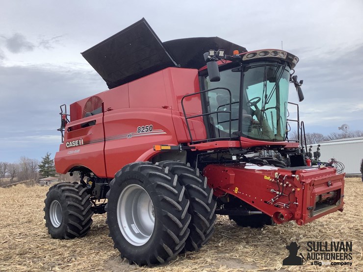 2021-case-ih-8250-image-3