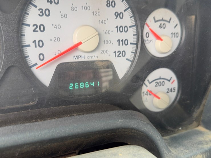 2007-dodge-ram-3500-image-19