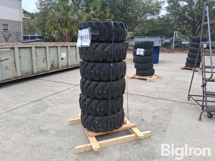 extremelift-10-16.5-tires-&-rims-image-2