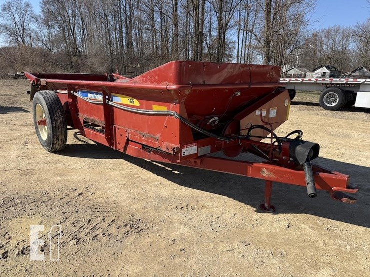 2013-new-holland-165-image-1