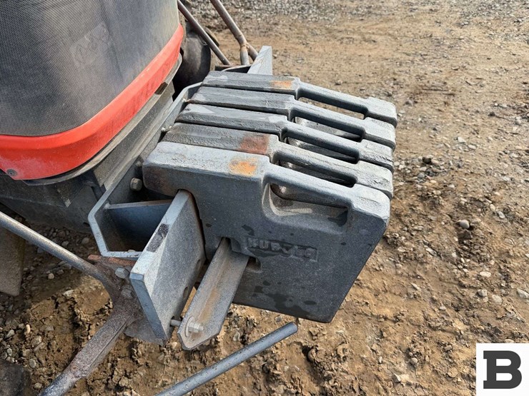 2014-kubota-m8540hd-image-23