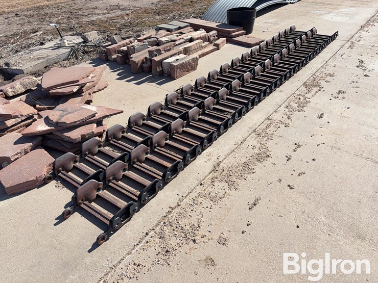 caterpillar-262-image-3