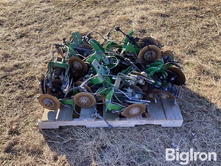 john-deere-1775-image-8