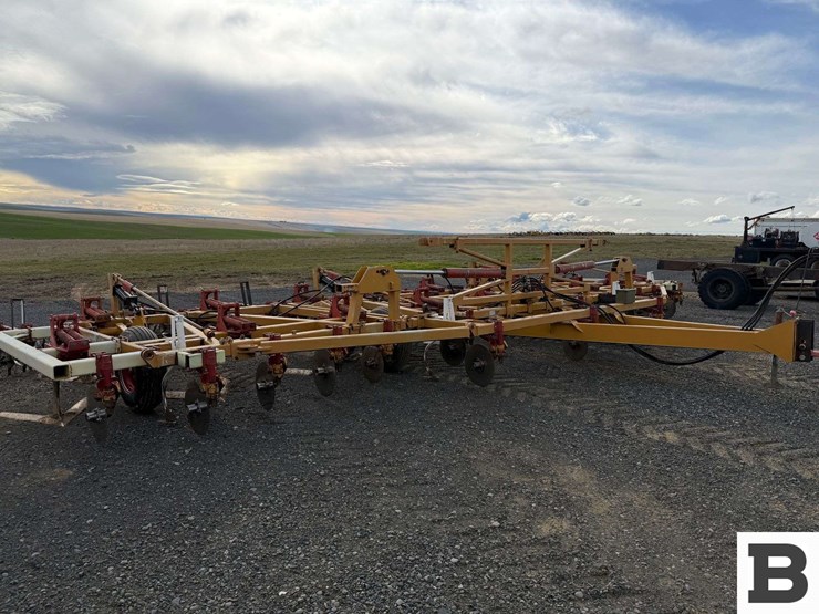 1995-haybuster-3200-image-8