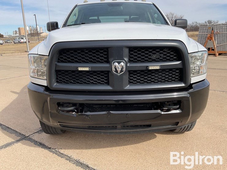 2017-dodge-2500-image-12