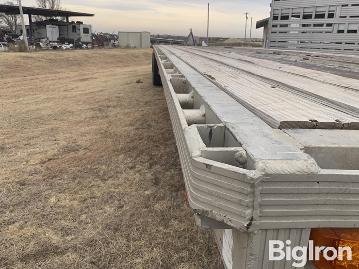 1999-reinke-flatbed-image-15