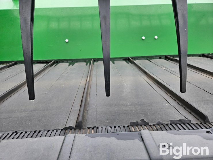 2019-john-deere-730fd-image-16