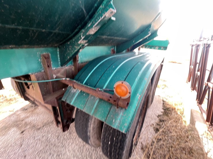 1978-fruehauf-tanker-image-46