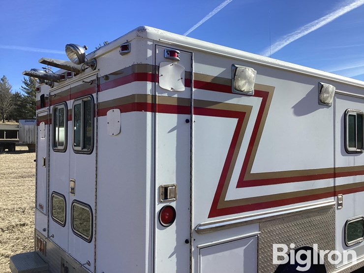 1995-ford-e350-image-20