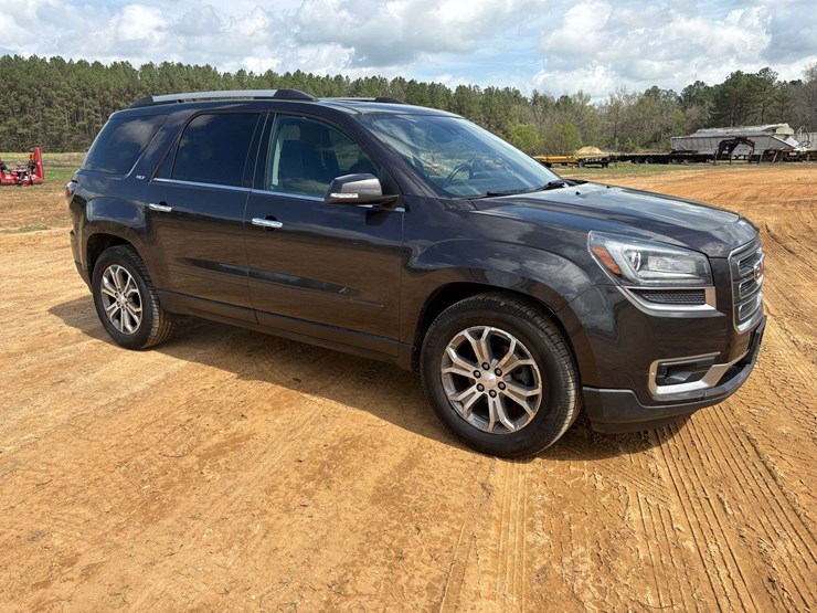 2016-gmc-acadia-slt-image-4