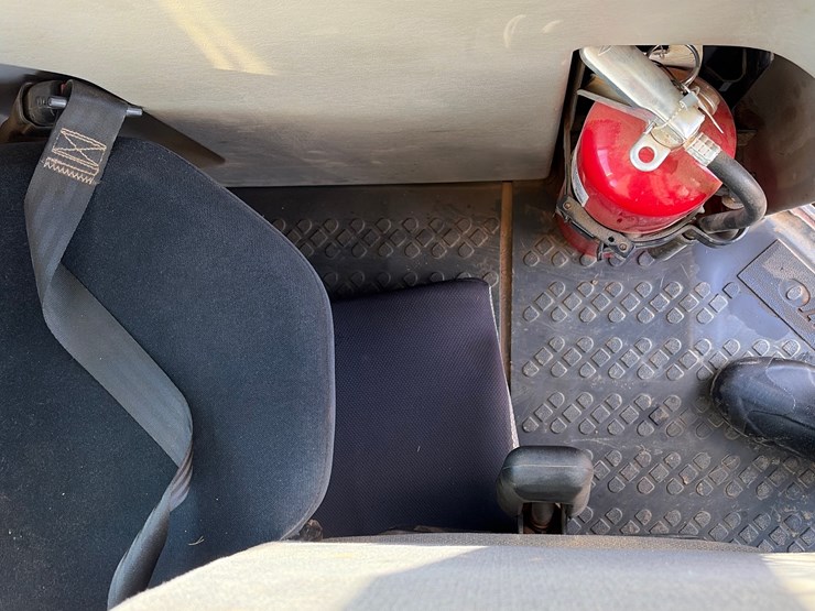 2017-volvo-a25g-image-21