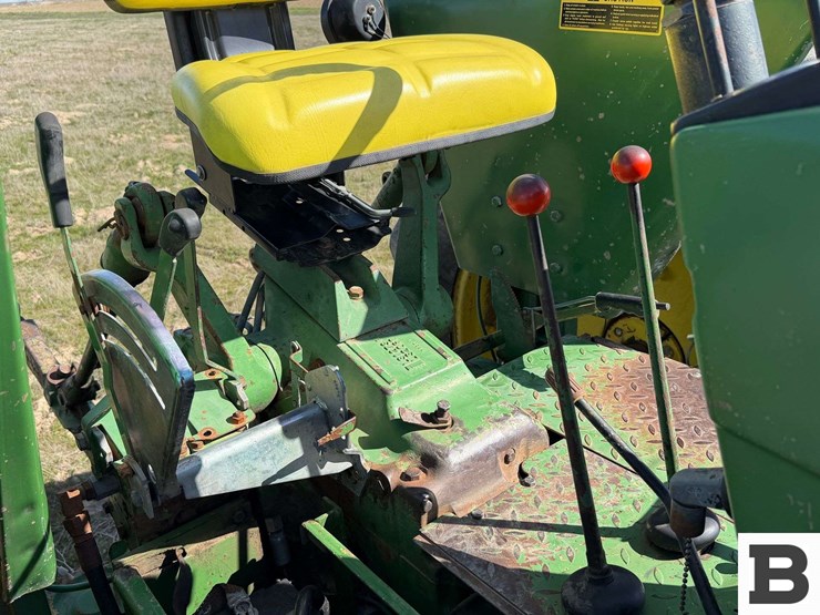 john-deere-2840-image-31