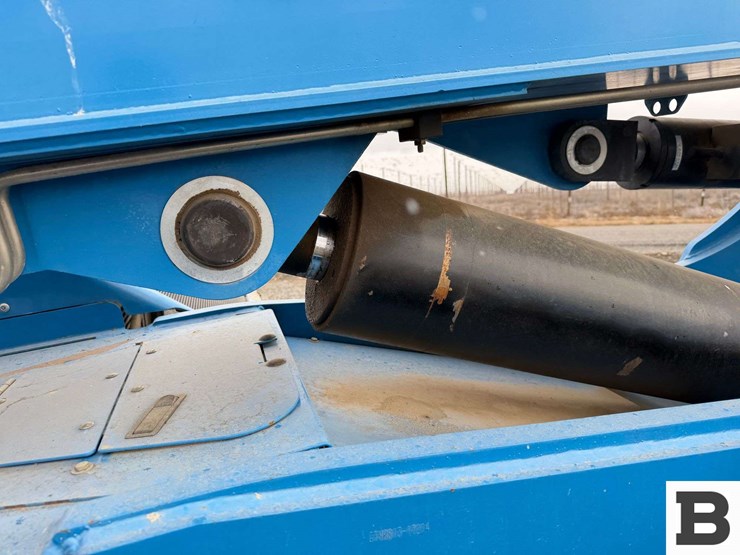 2013-genie-gth844-image-23