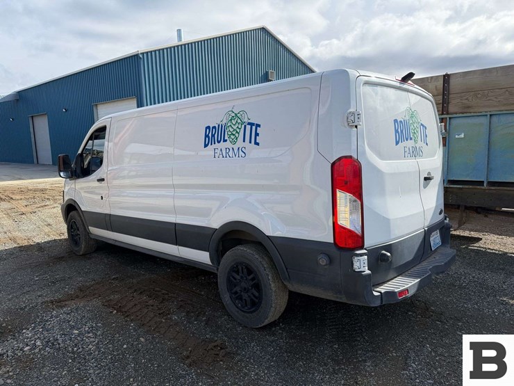 2015-ford-transit-image-2