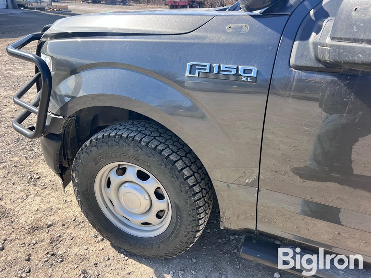 2020-ford-f150-xl-image-16