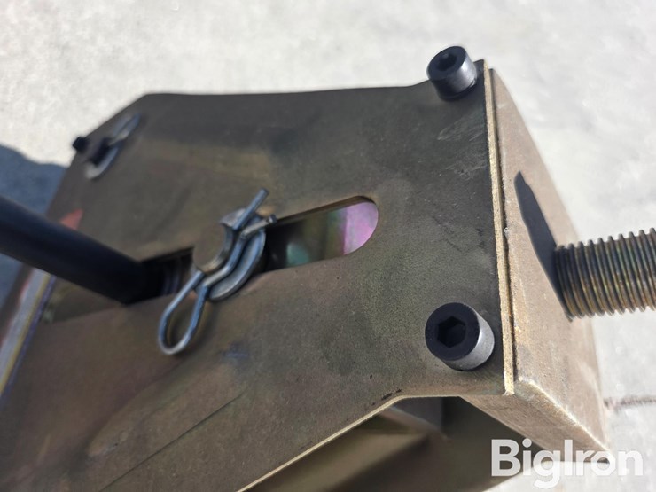 pittsburgh-99736-tubing-roller-image-10