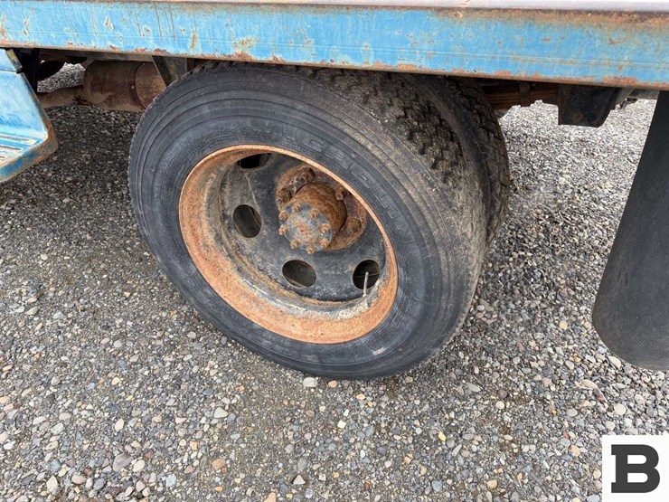 1988-ford-f600-image-14