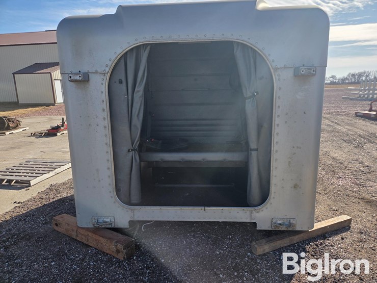 peterbilt-379-image-2