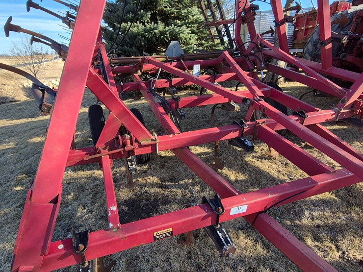 case-ih-4800-image-15