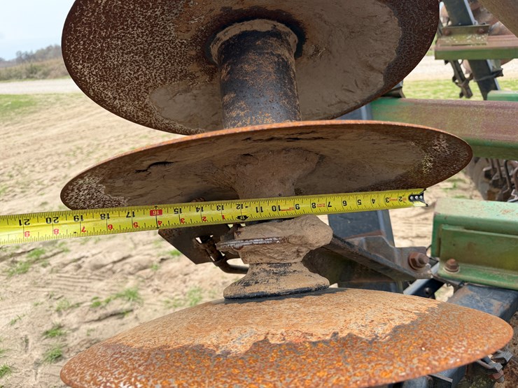 john-deere-25-image-66