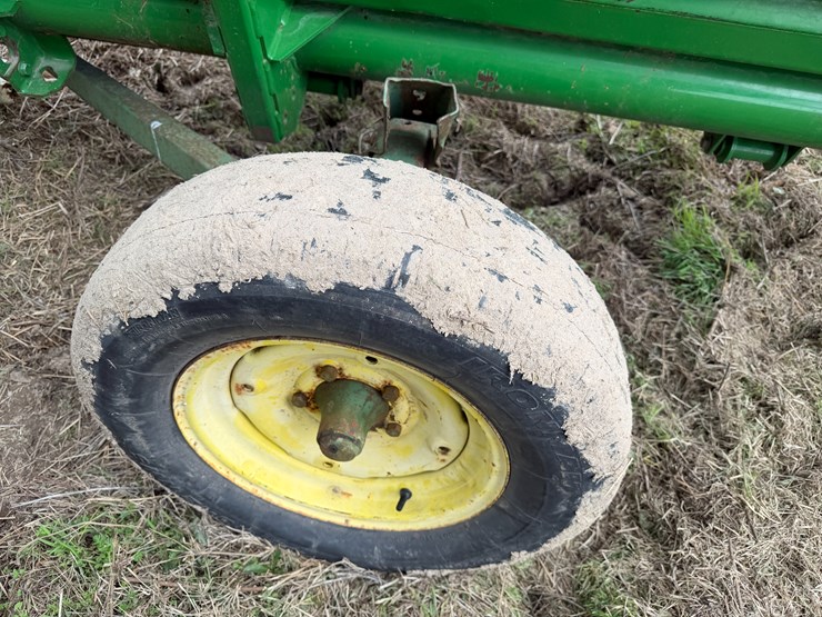 #41243-•-30'-header-trailer-image-6