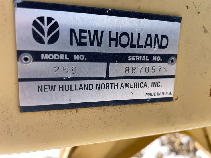new-holland-258-image-15
