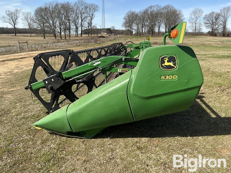2013-john-deere-630d-image-8
