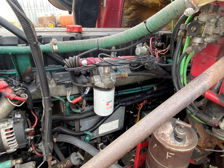 #1152-•-1994-white-gmc-tandem-axle-semi-(has-wi-title)-(non-runner)-(shawano,-wi)-image-39