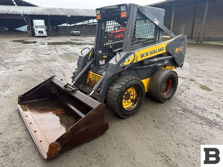 new-holland-l175-image-1