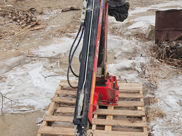 2011-massey-ferguson-265-image-10