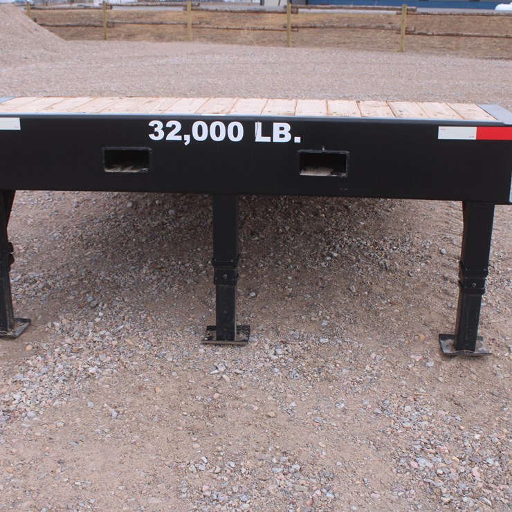 #2022 • Industrious America Adjustable Load Ramp 32k lb Capacity