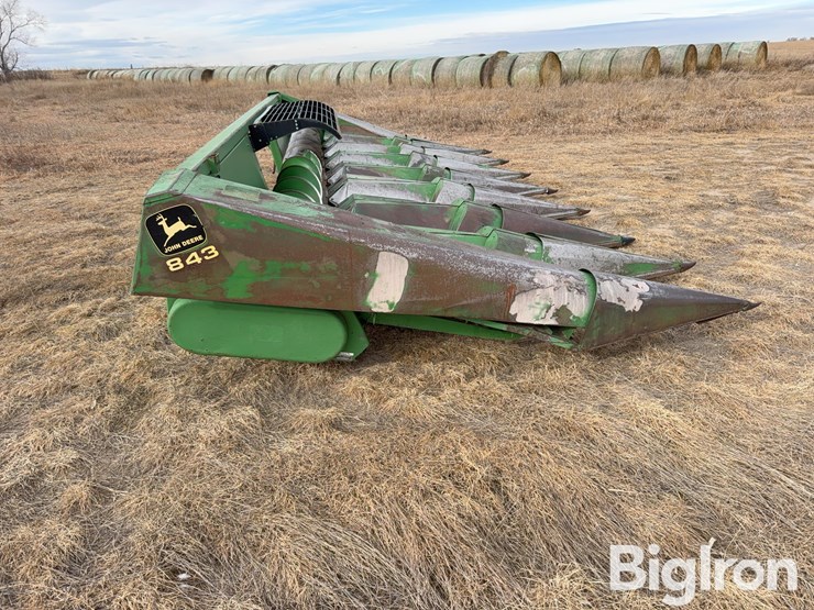 john-deere-843-image-4