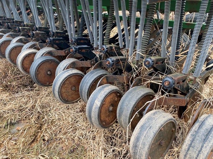 great-plains-solid-stand-30-image-9