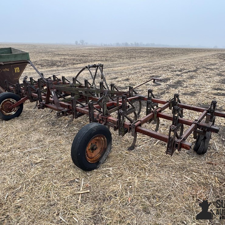 Brady 11 18' 3-Pt Cultivator