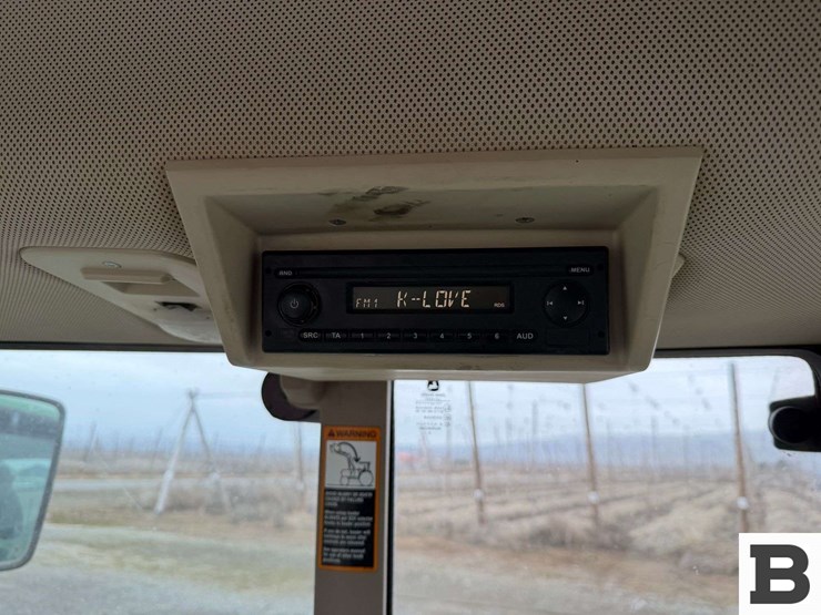 2017-john-deere-6130m-image-64