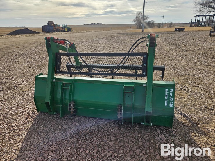 2023-john-deere-740-image-6