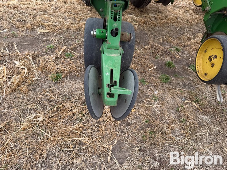 john-deere-1760-image-13