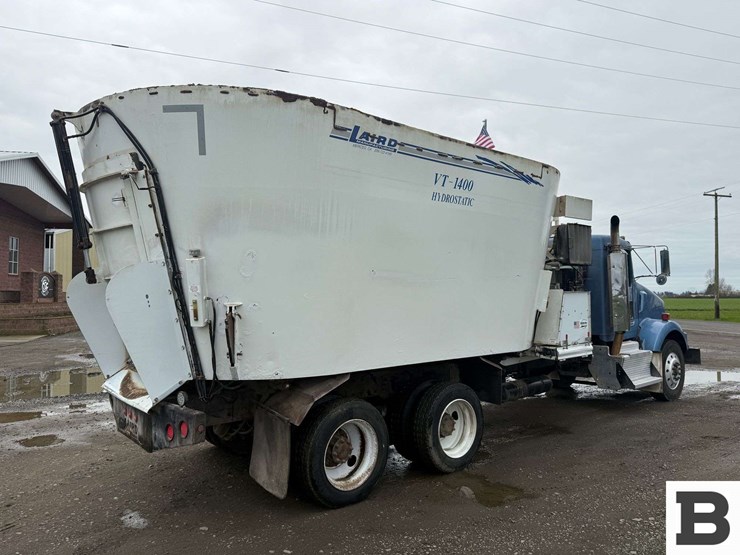 2013-kenworth-t800-image-5