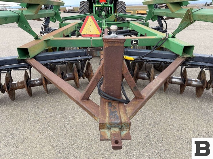 john-deere-650-image-27