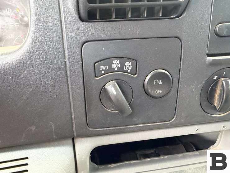 2005-ford-f250-image-33