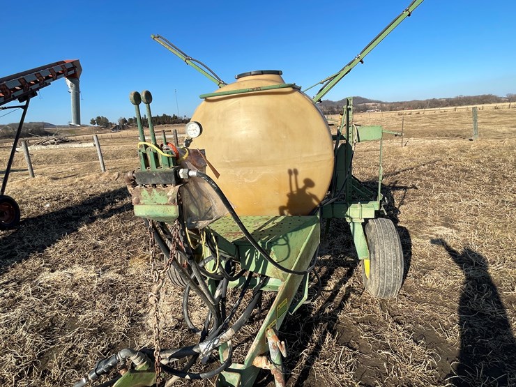 john-deere-520-image-11