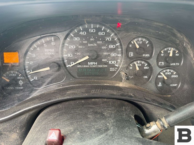 2002-chevrolet-silverado-2500-image-46